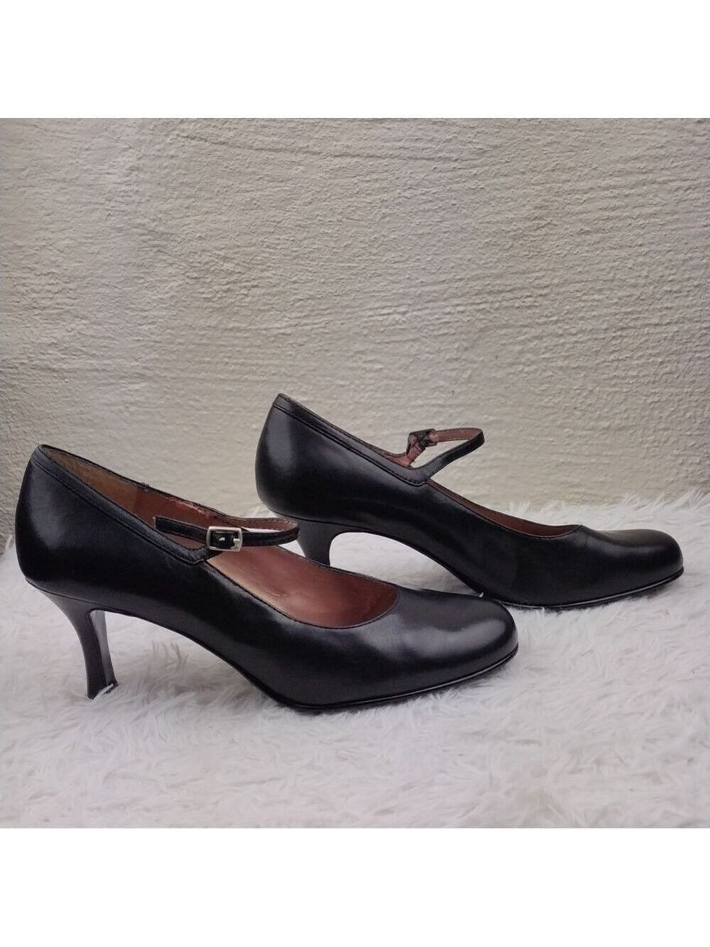 Enzo Angiolini Black Leather Upper Round Toe Mid Heel Buckled Mary Jane Shoe - Picture 4 of 16
